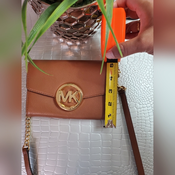 Michael Kors Hudson Large Phone Leather Crossbody - Picture 12 of 12